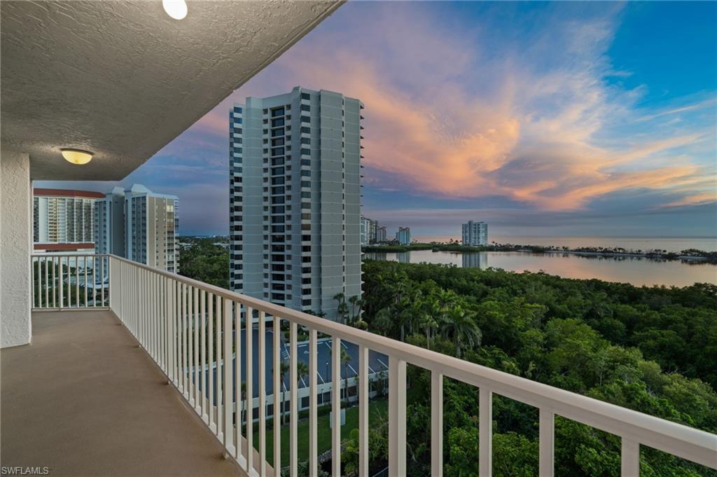 5550 Heron Point DR # 904