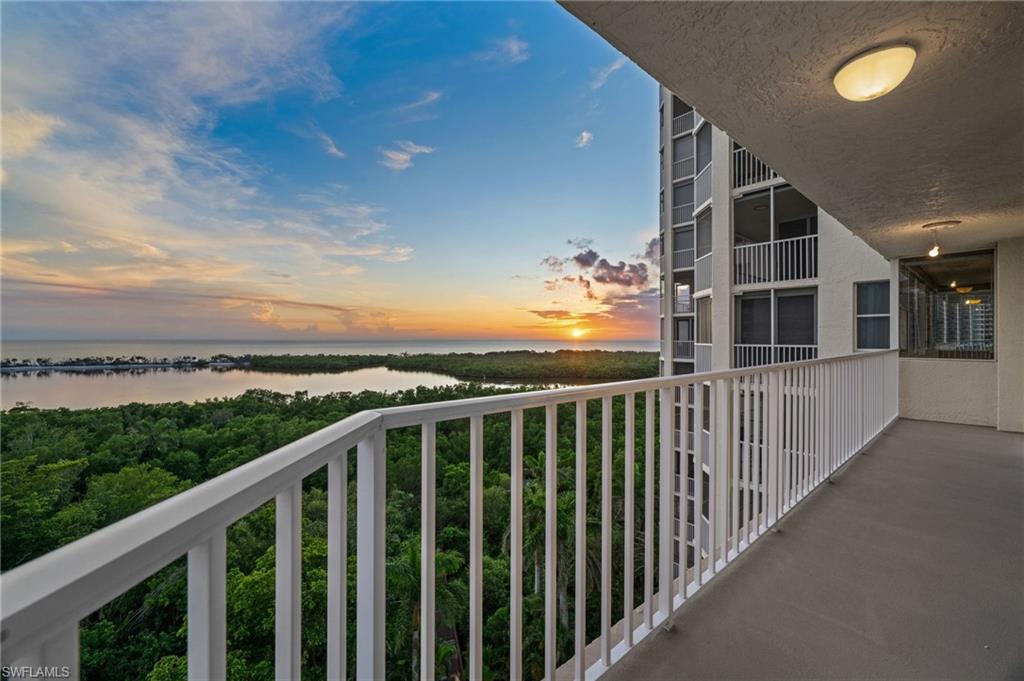 5550 Heron Point DR # 904
