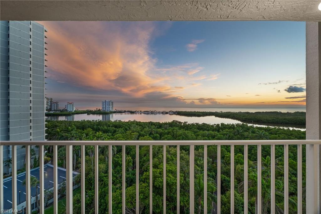 5550 Heron Point DR # 904