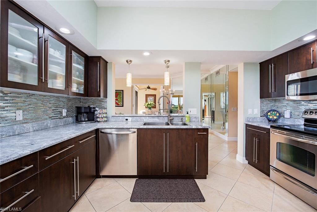 7008 Pelican Bay BLVD # H402