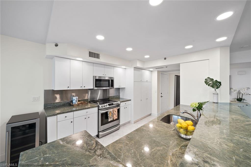 5550 Heron Point DR 1702