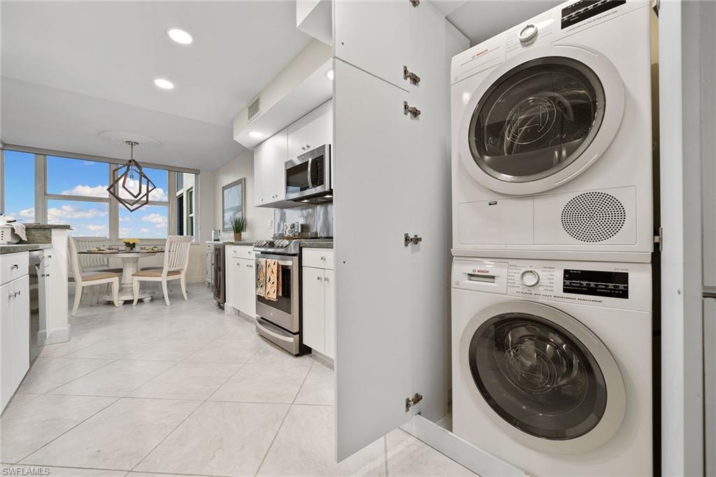 5550 Heron Point DR 1702