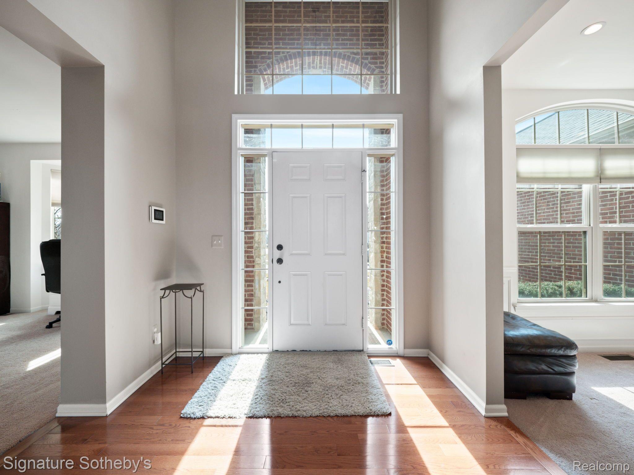 6990 SYLVANIA Lane