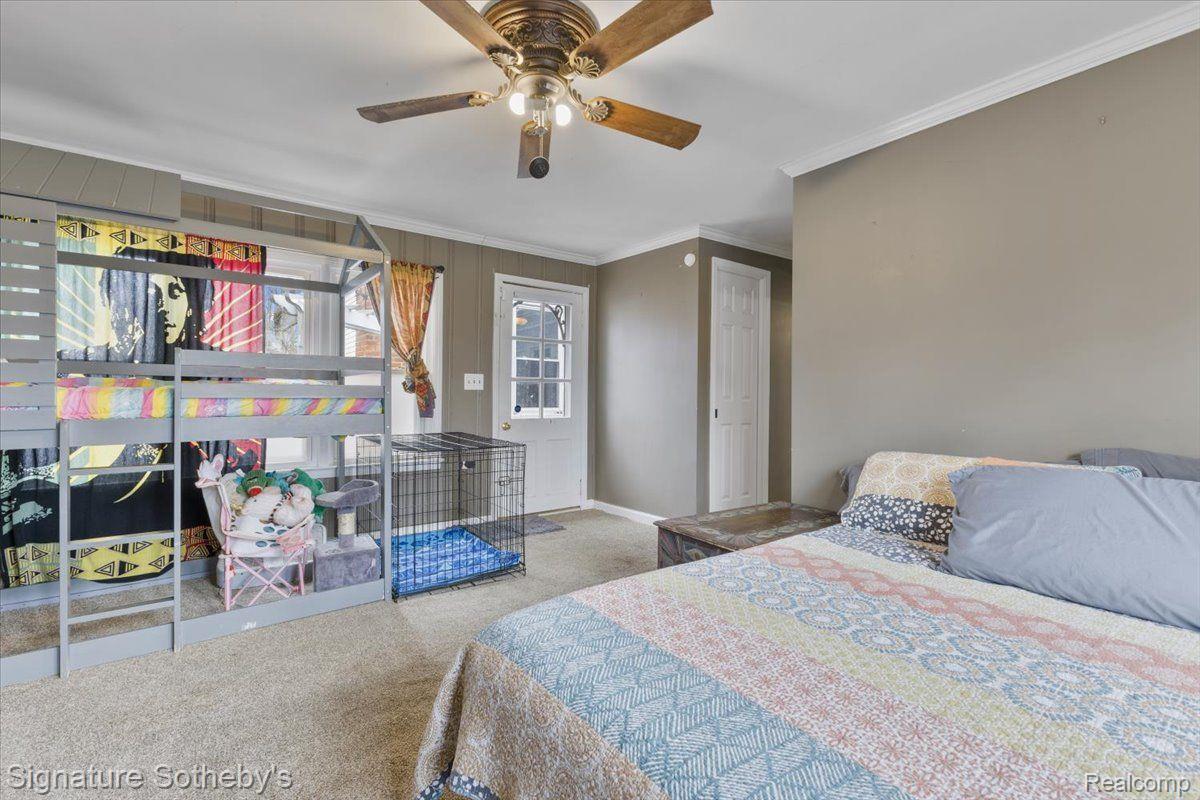 1545 N PONTIAC Trail