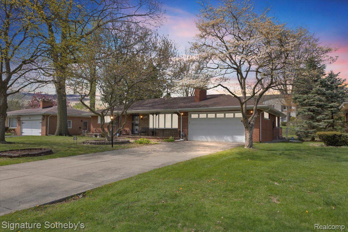 18424 NADOL Drive