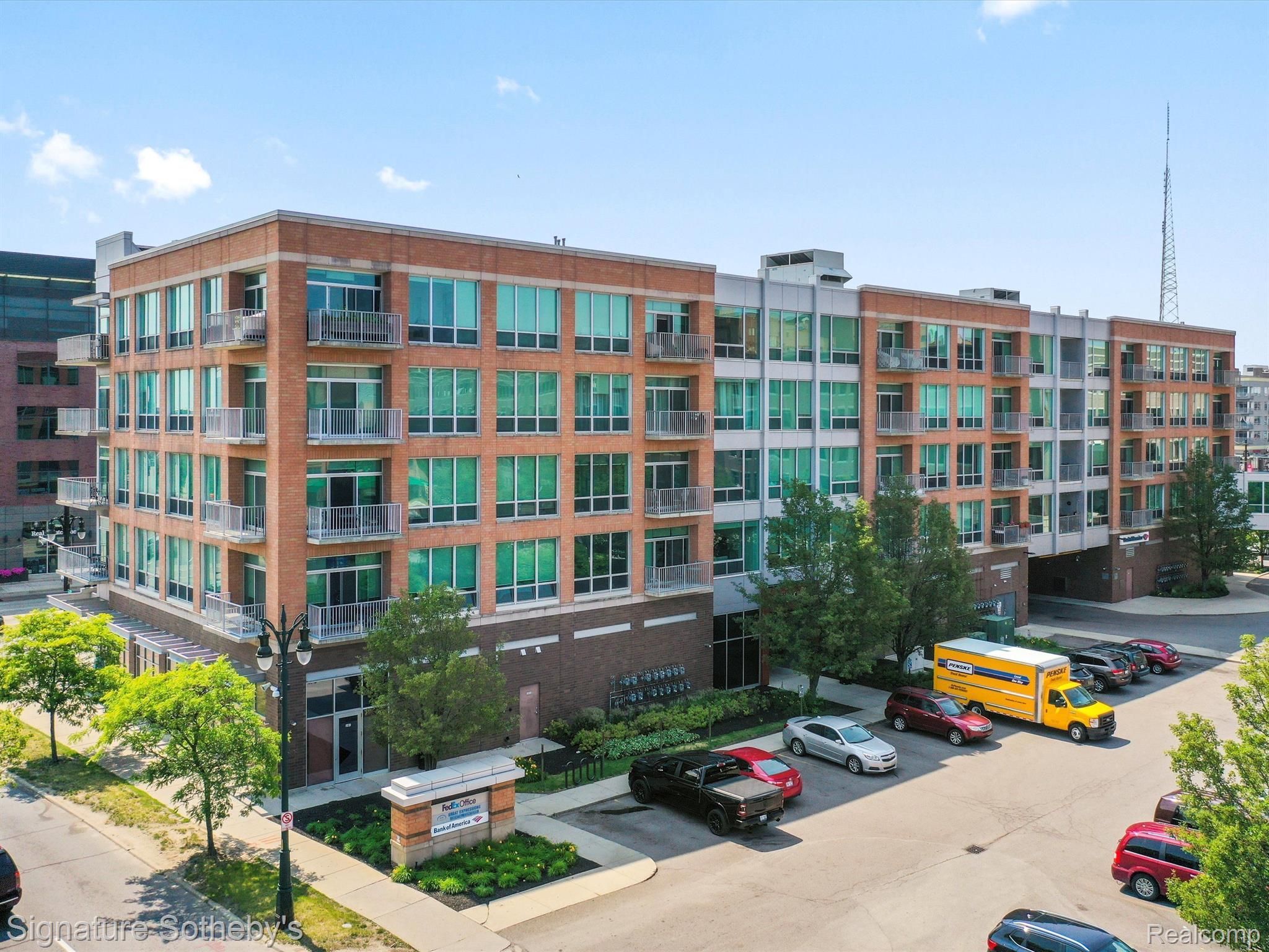 3670 WOODWARD Avenue 43-413
