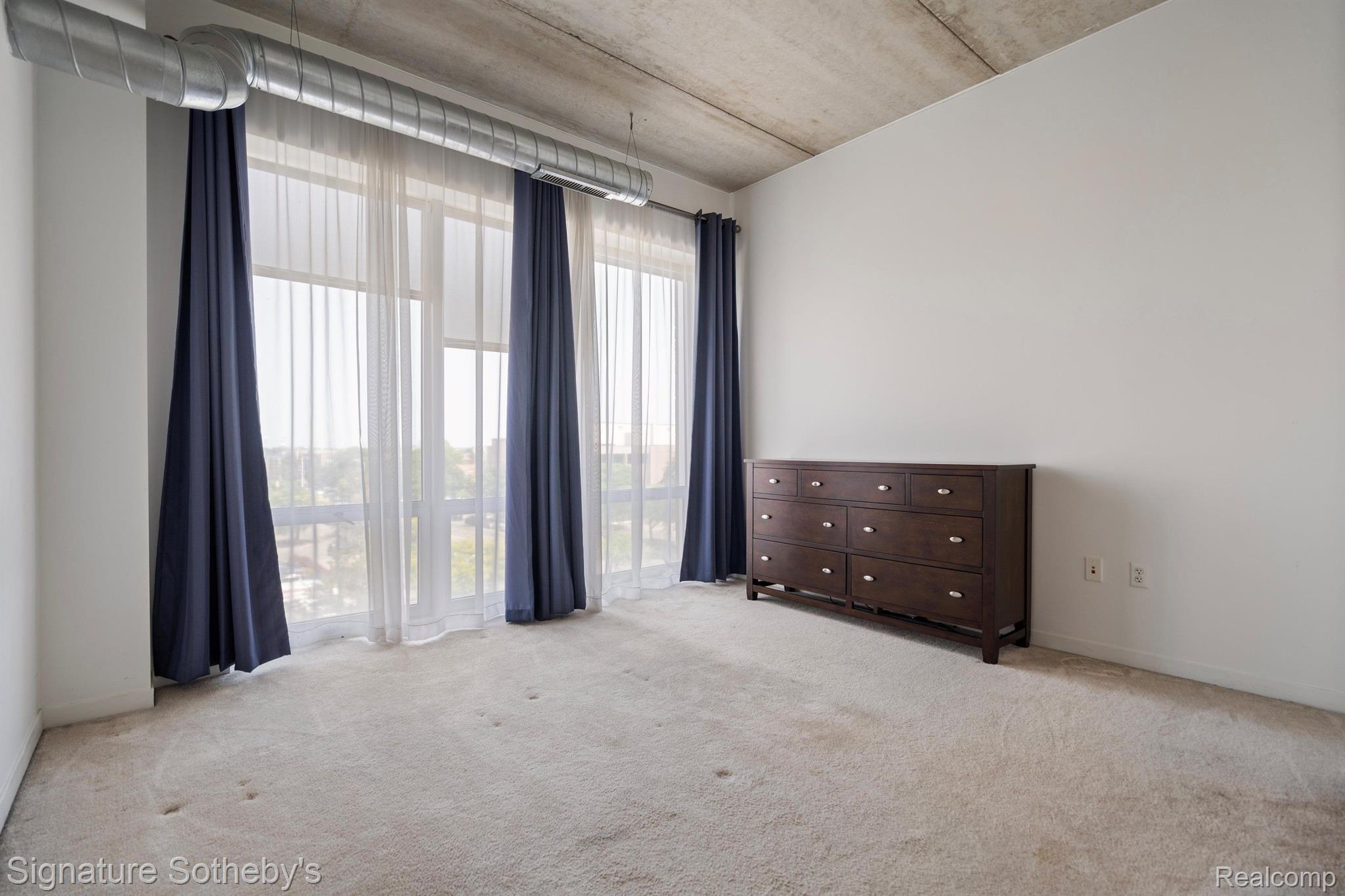 3670 WOODWARD Avenue 43-413