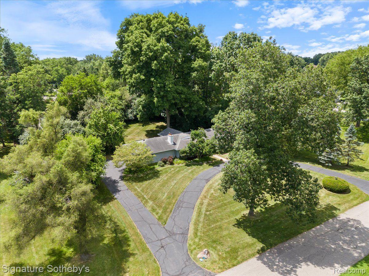 7300 JACKSON PARK Drive
