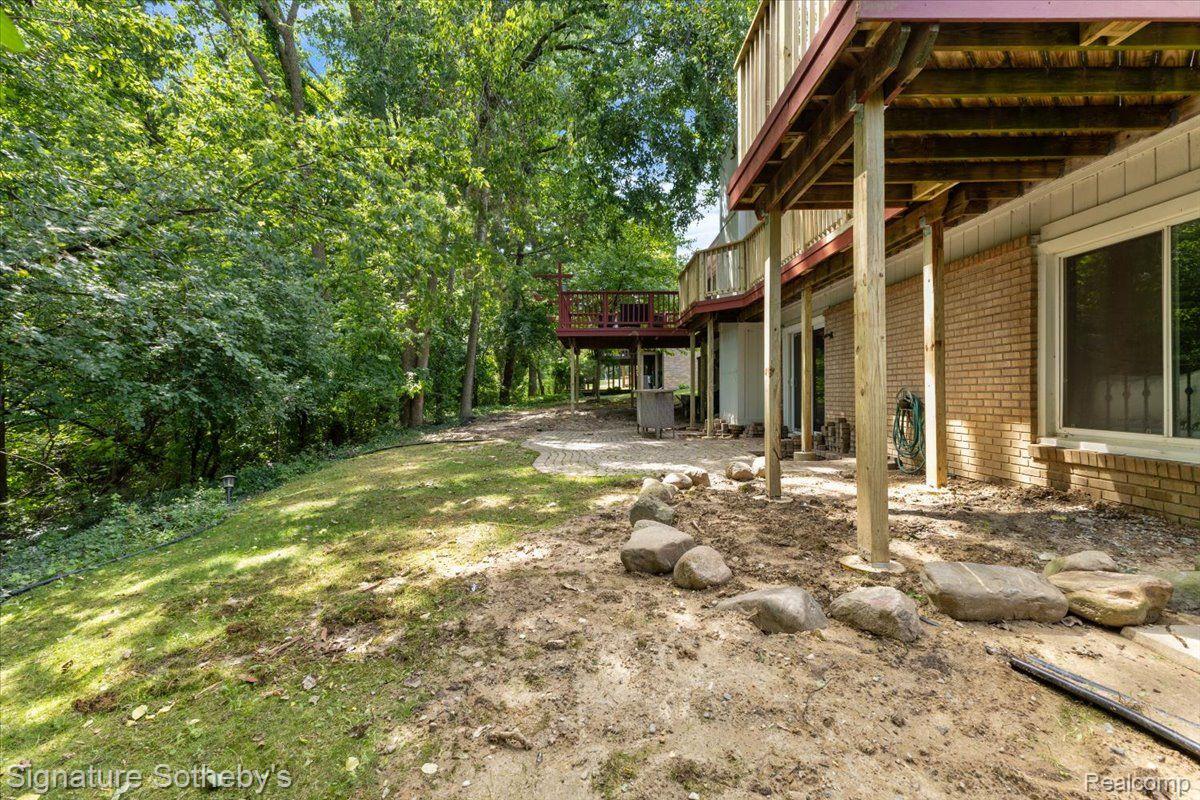 38657 LANCASTER Drive