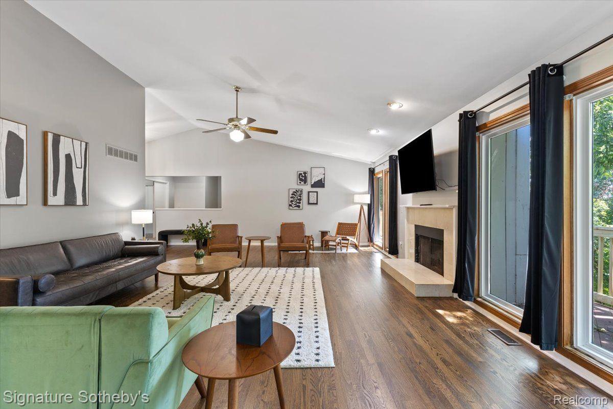 38657 LANCASTER Drive