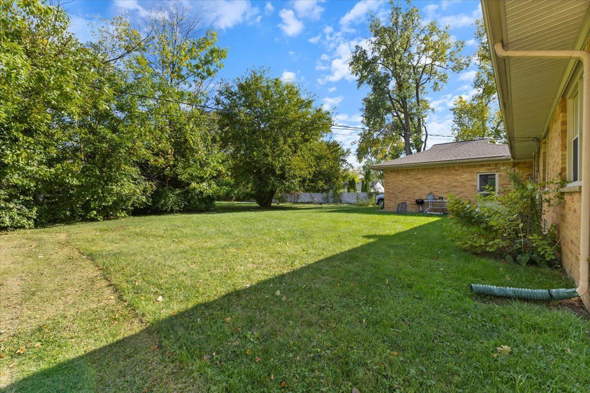 24500 LATHRUP Boulevard