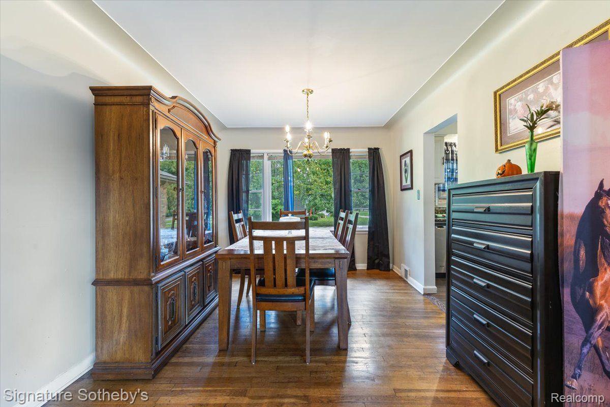 24500 LATHRUP Boulevard