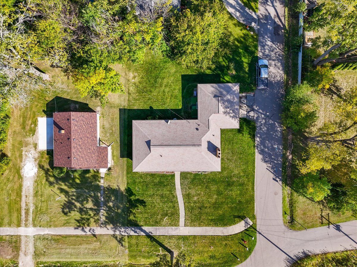 24500 LATHRUP Boulevard