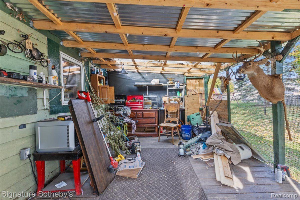 2745 WEAVERTON