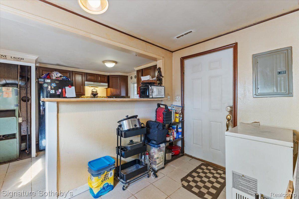 2745 WEAVERTON