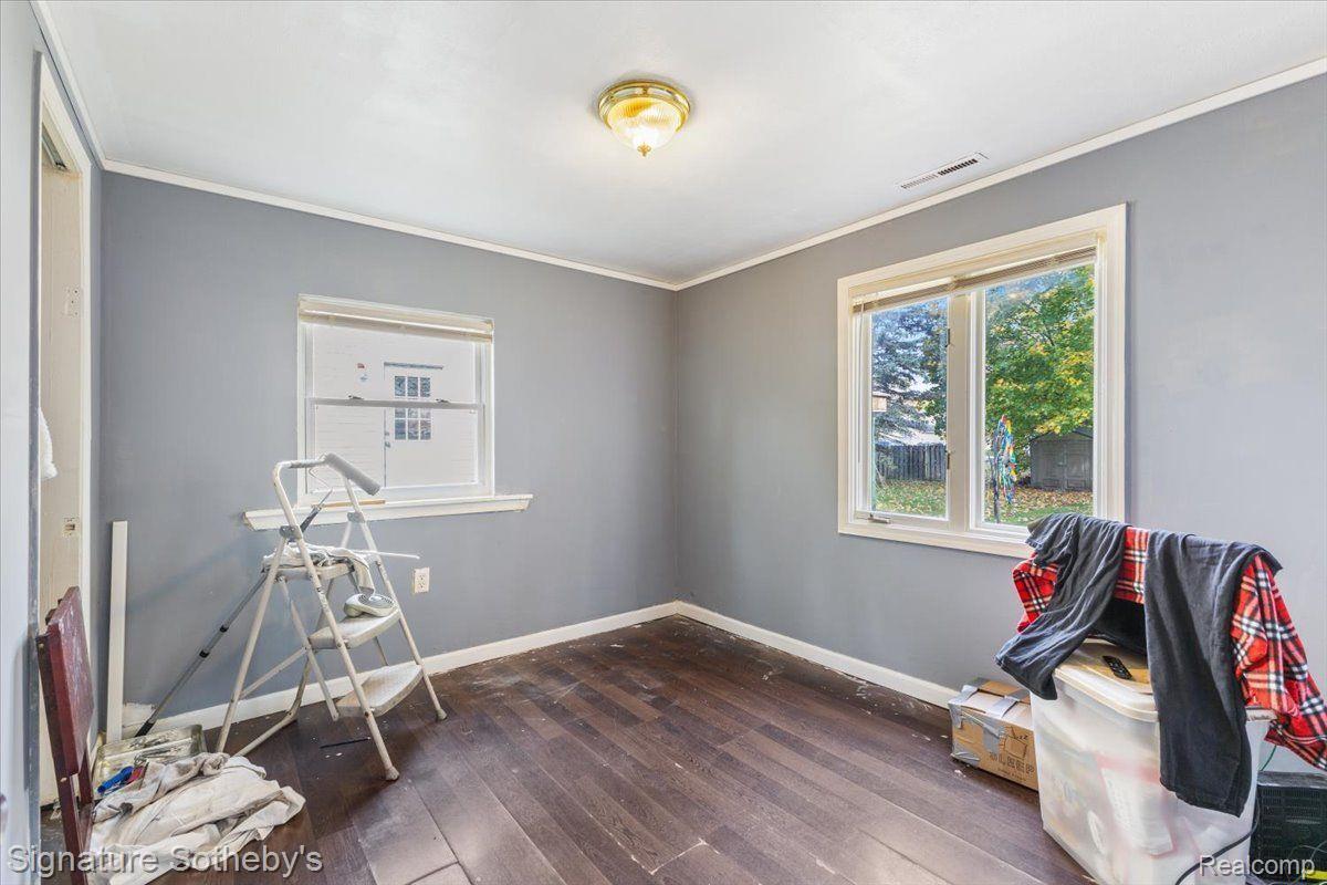 2745 WEAVERTON