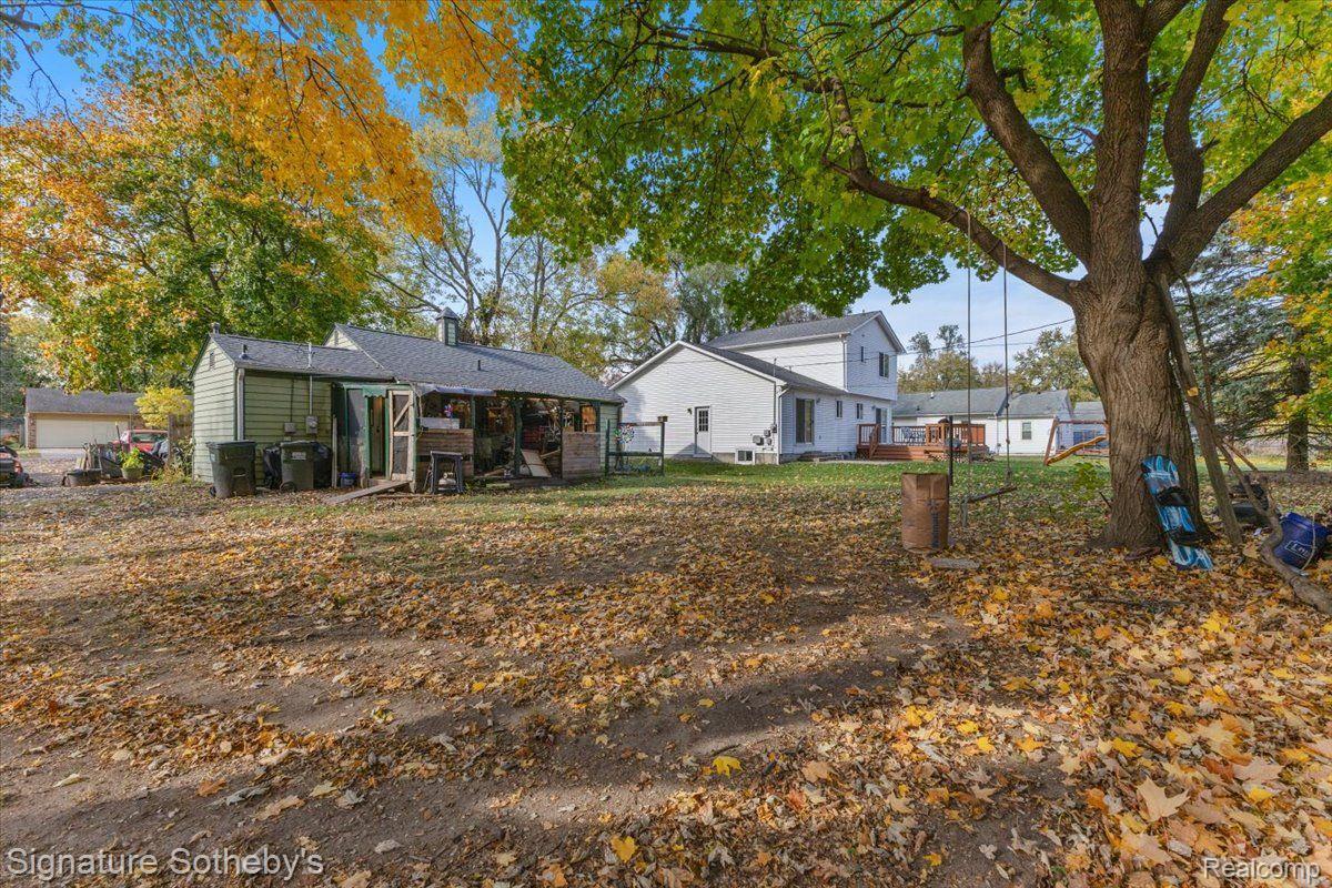 2745 WEAVERTON