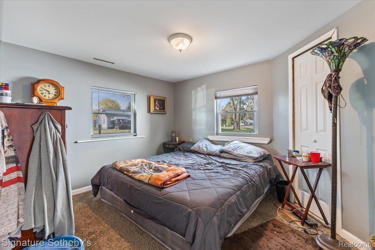 2745 WEAVERTON