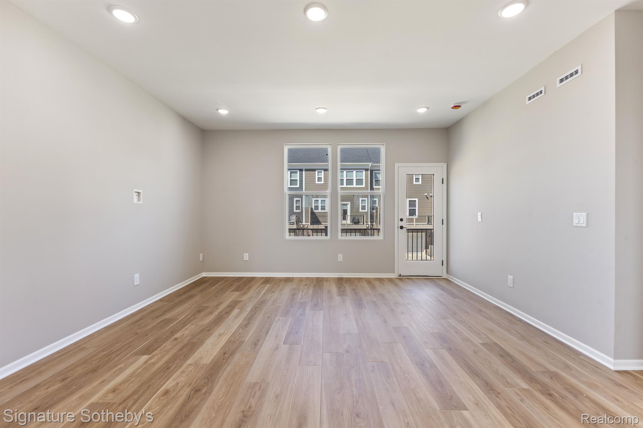 43115 Atwood Avenue