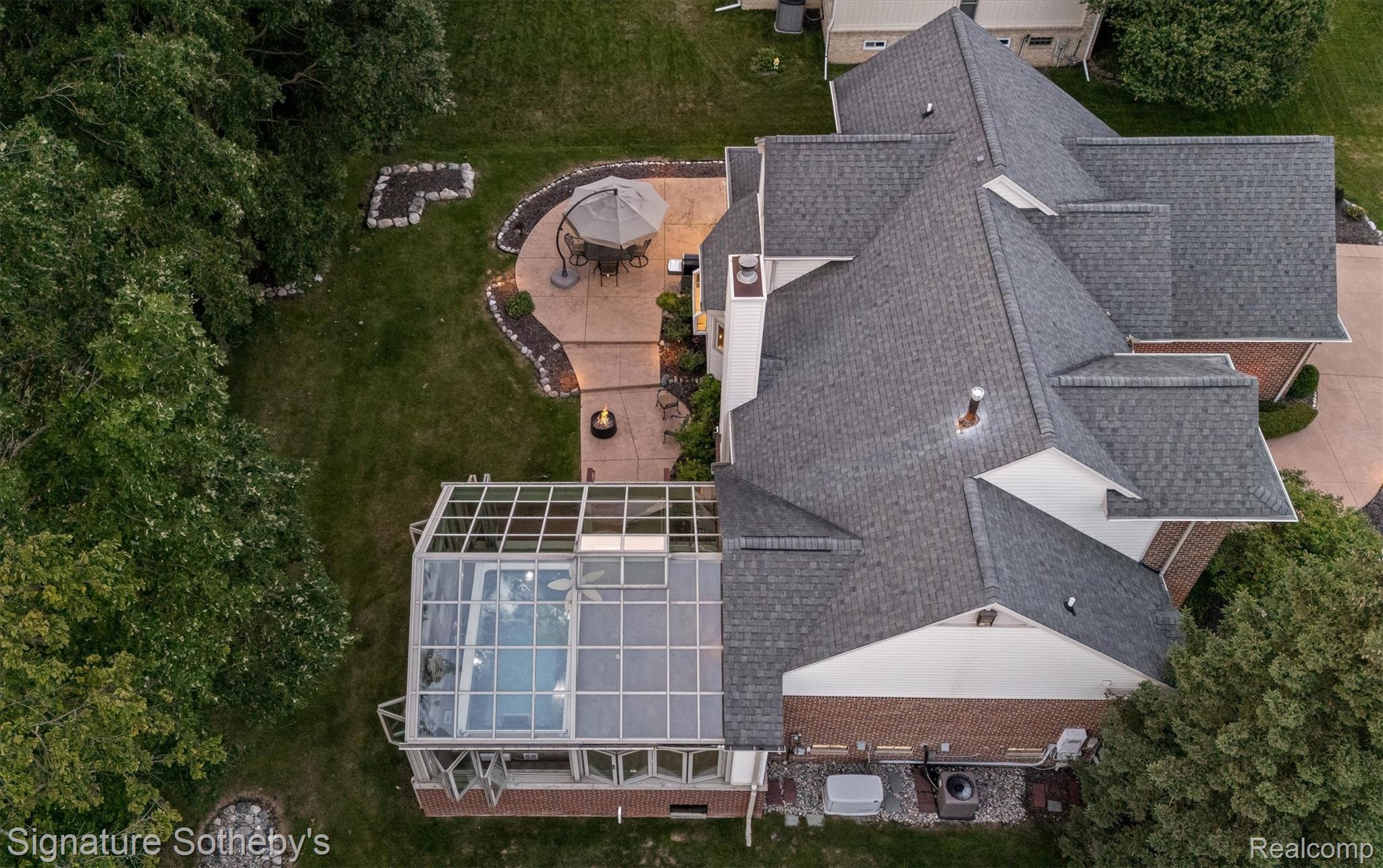 24525 Ridgeview Drive