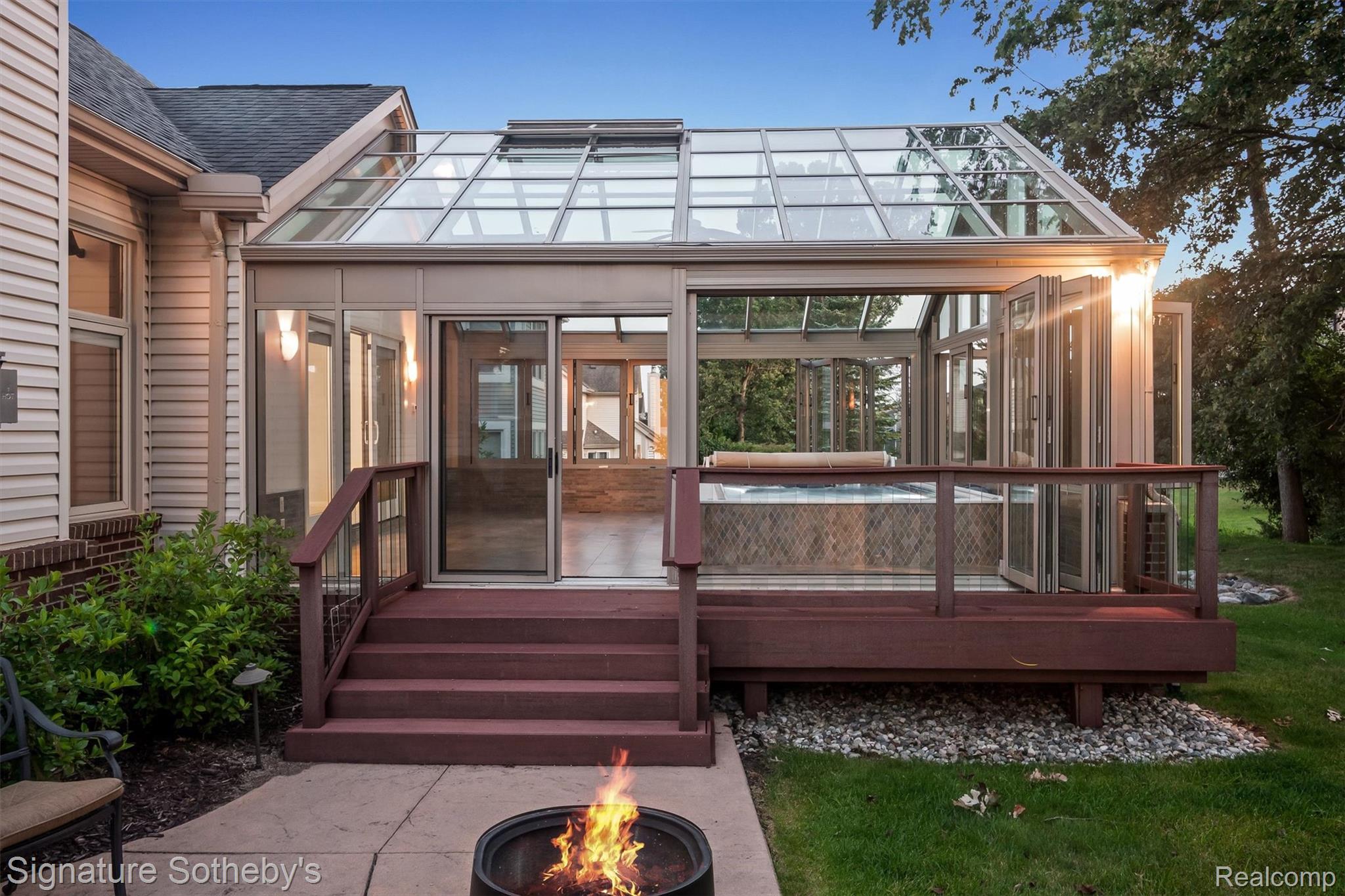 24525 Ridgeview Drive