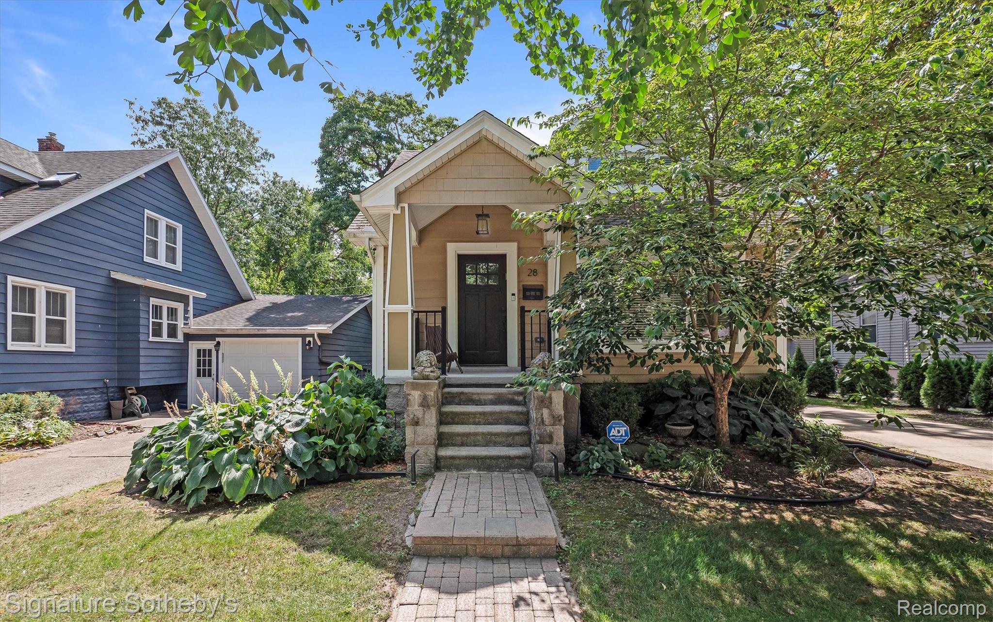 28 Maywood Avenue