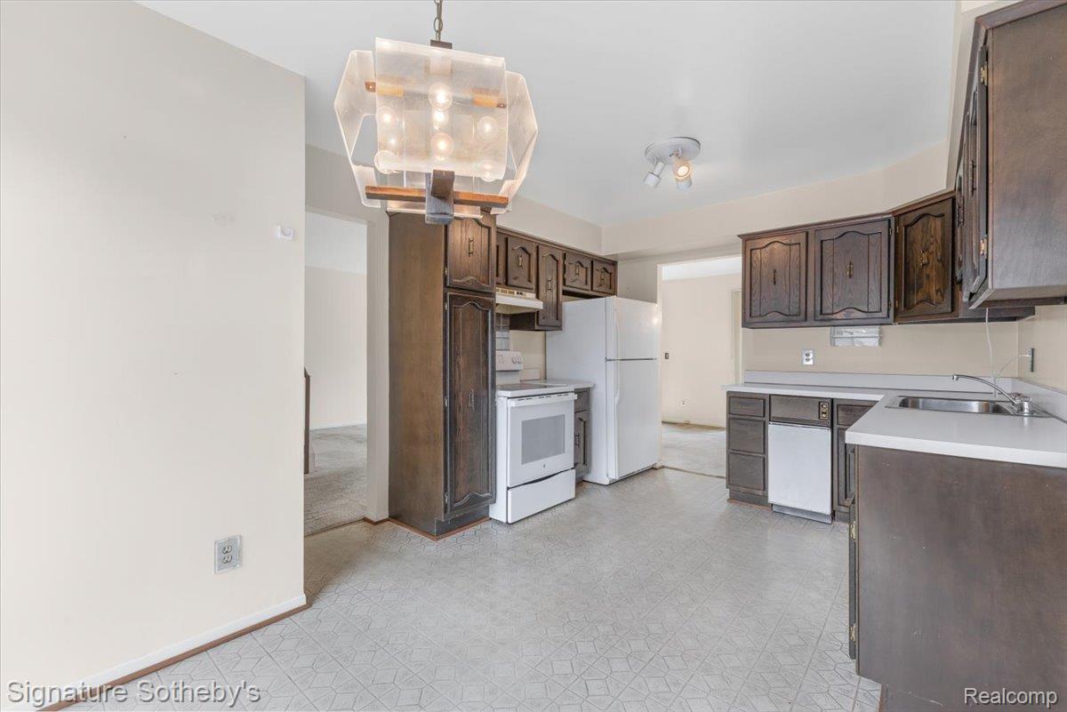 26122 Summerdale Drive
