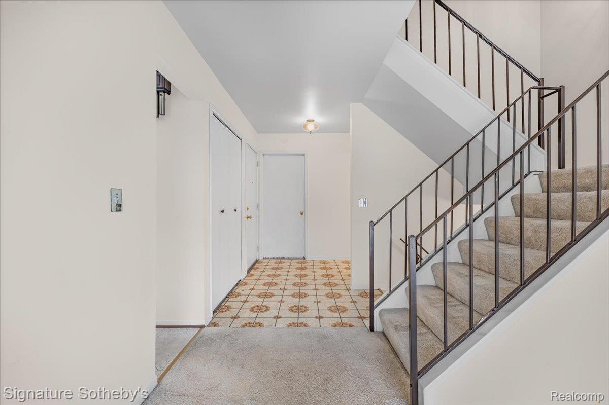 26122 Summerdale Drive