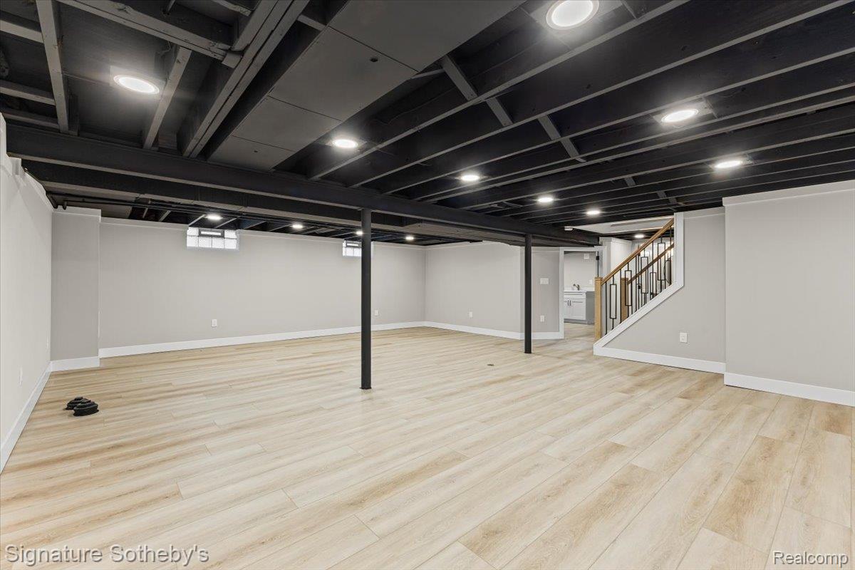 549 Edgewood Place