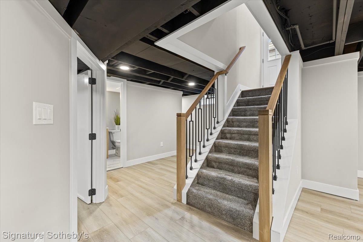 549 Edgewood Place