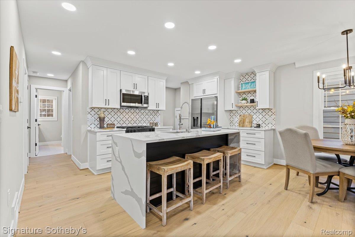 549 Edgewood Place