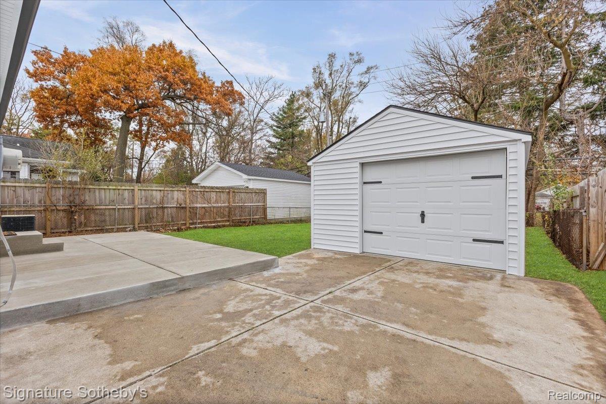 549 Edgewood Place