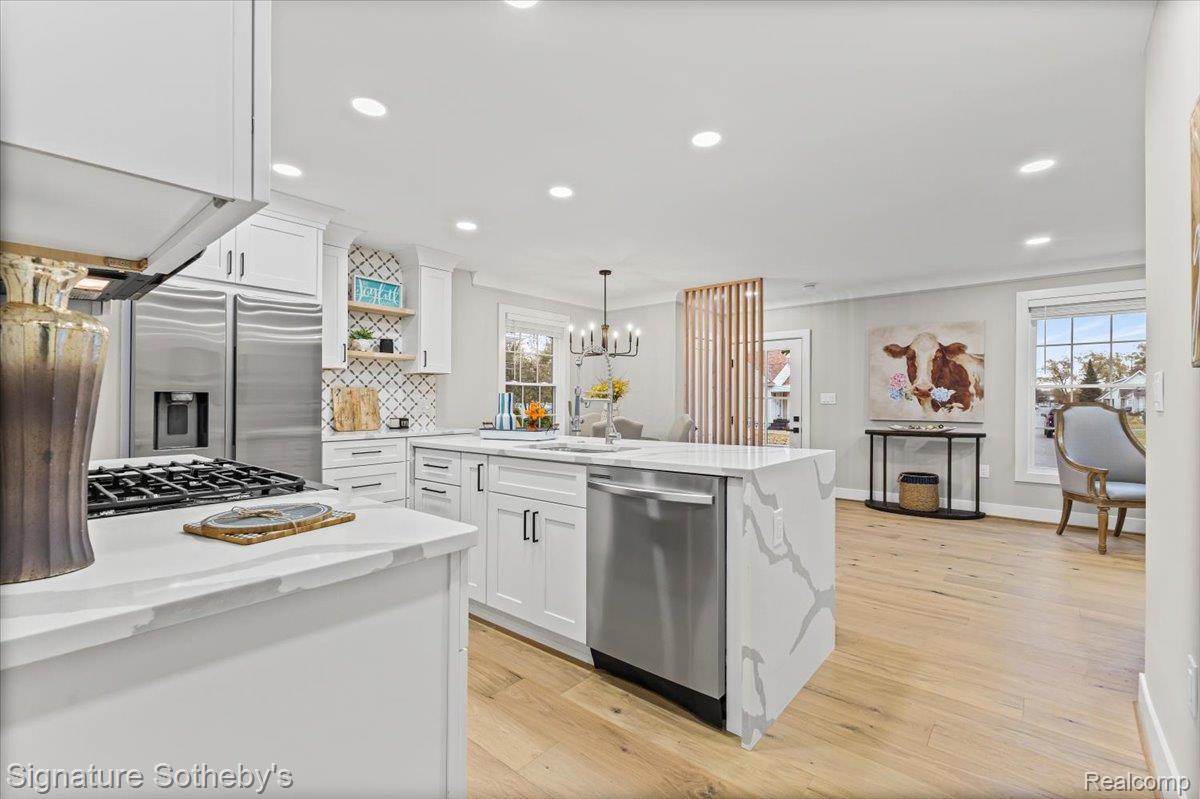 549 Edgewood Place