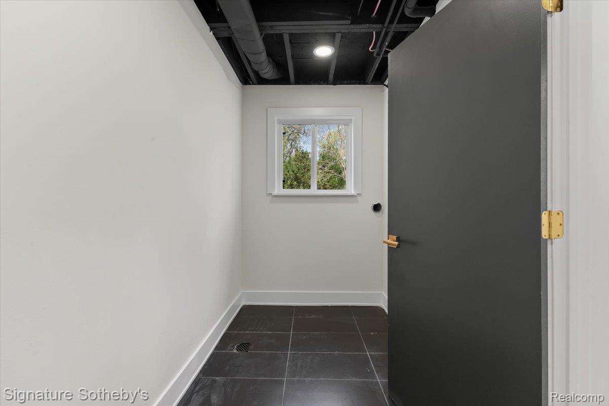 6895 Dublin Fair Road