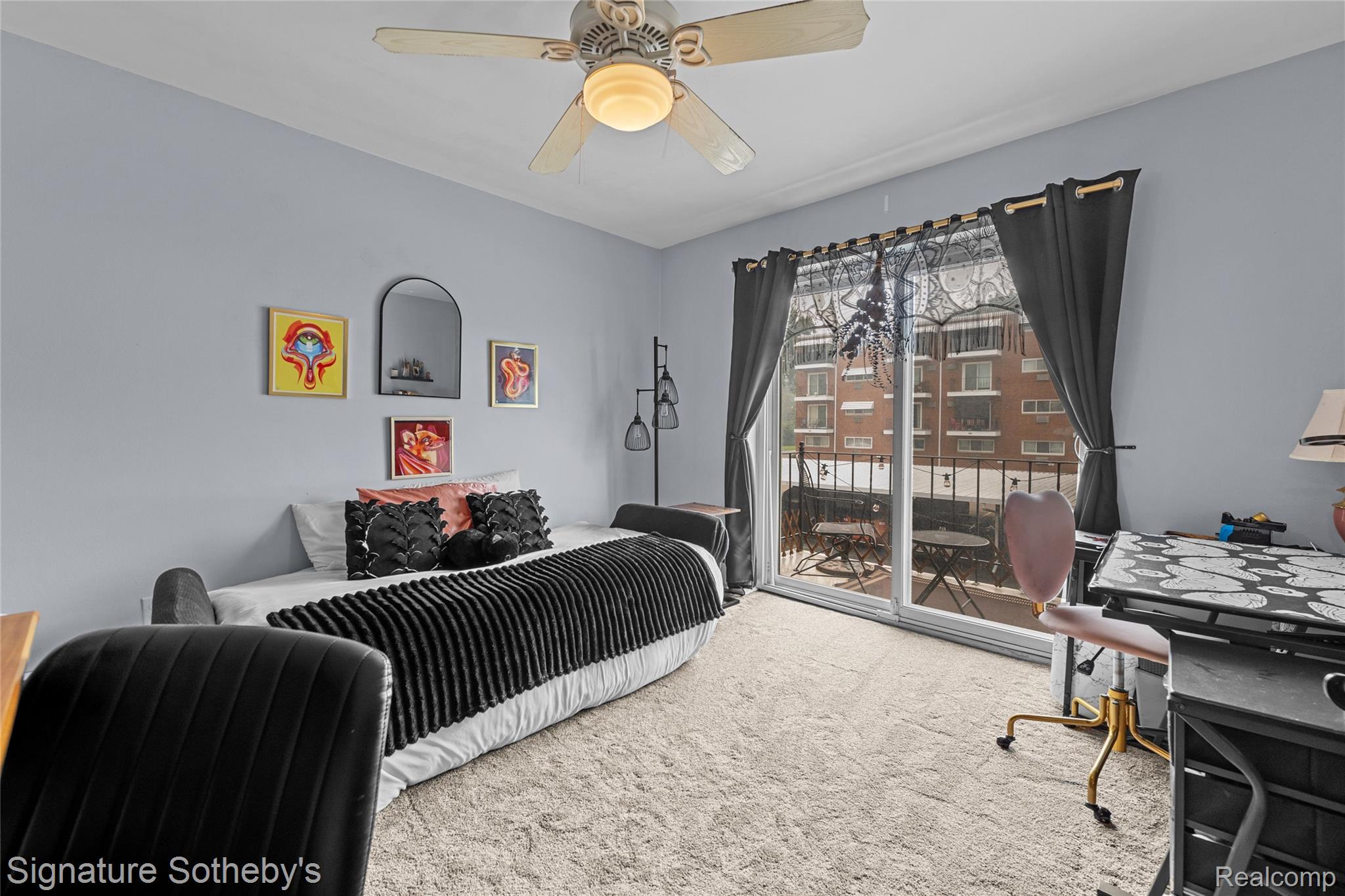 2820 WOODSLEE Drive Unit: 205