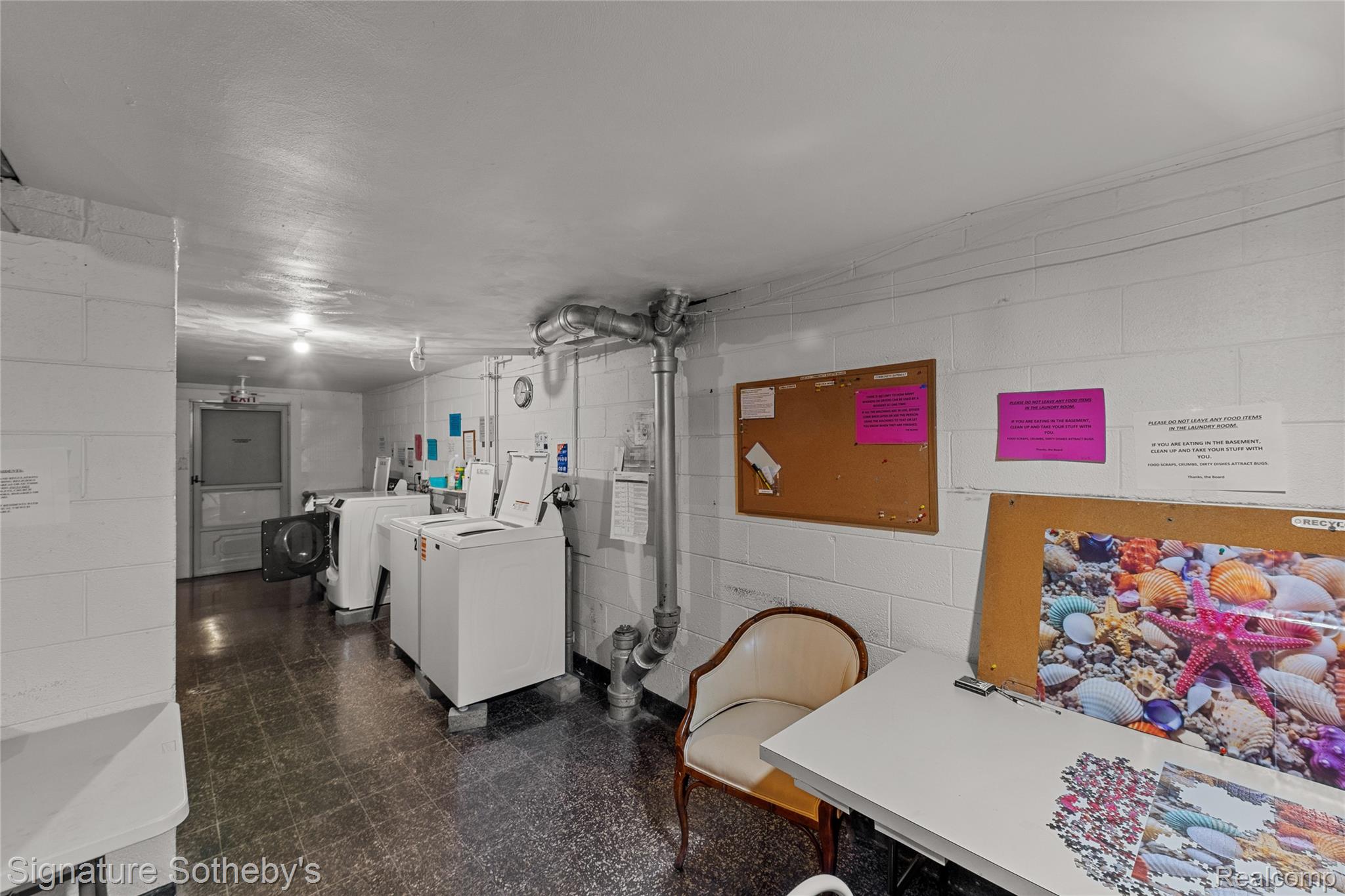2820 WOODSLEE Drive Unit: 205