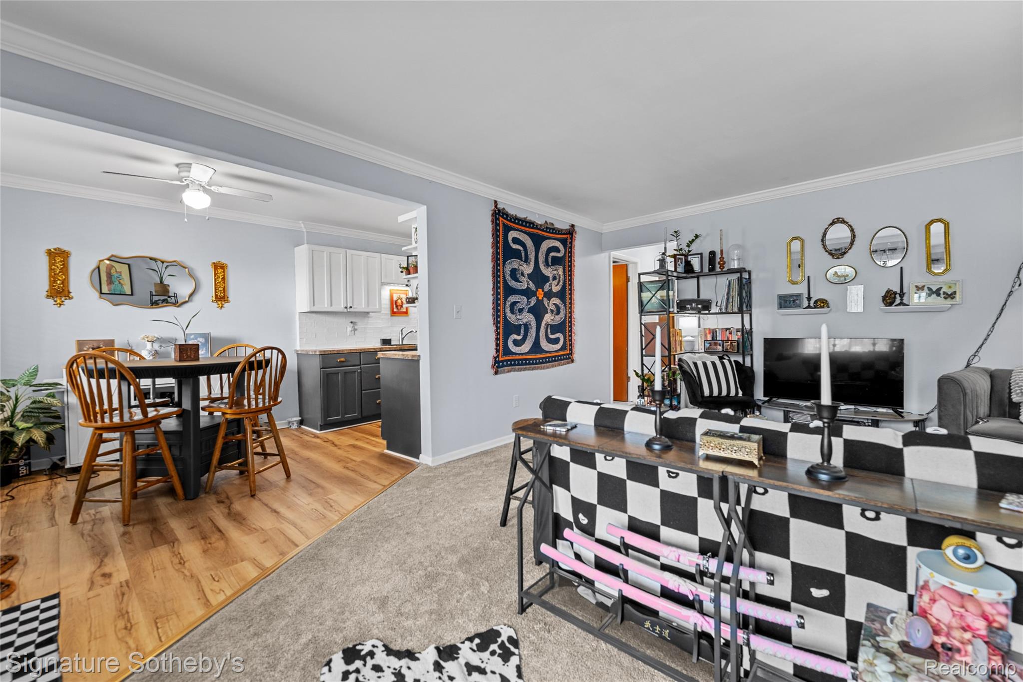 2820 WOODSLEE Drive Unit: 205