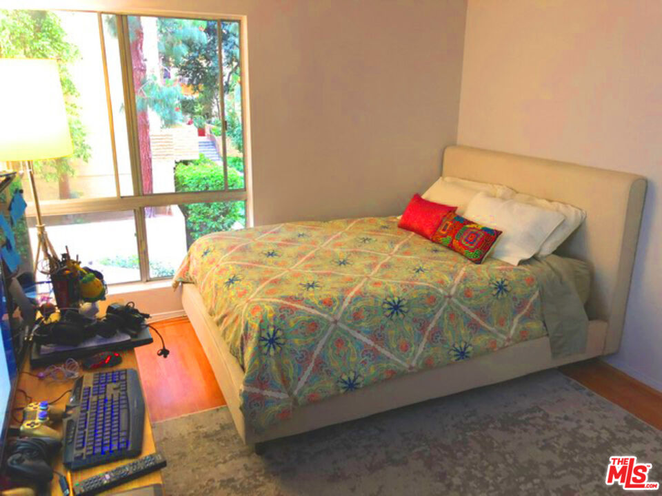 6250 BUCKINGHAM PKWY Unit: 103