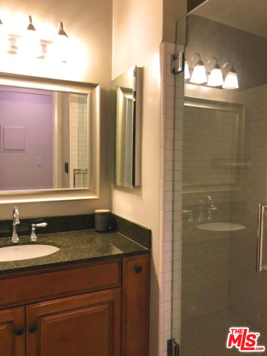 6250 BUCKINGHAM PKWY Unit: 103