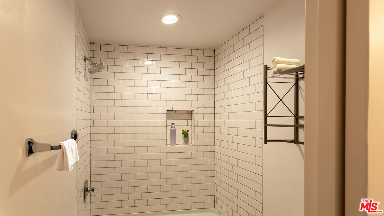 8163 Redlands St Unit: 22