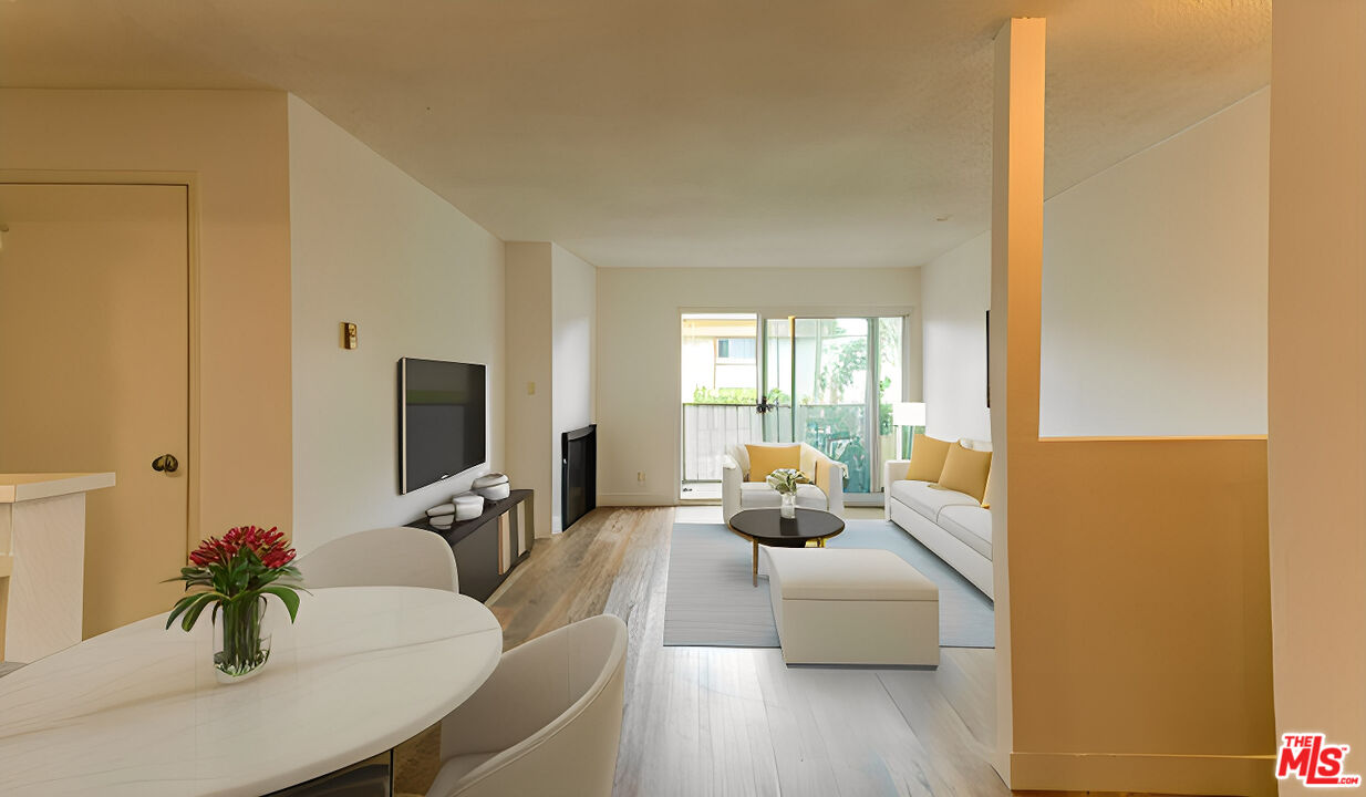 8163 Redlands St Unit: 22