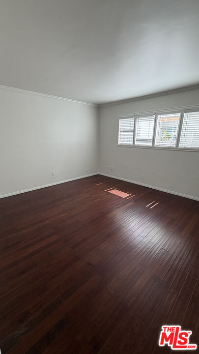 960 Larrabee St Unit: 126