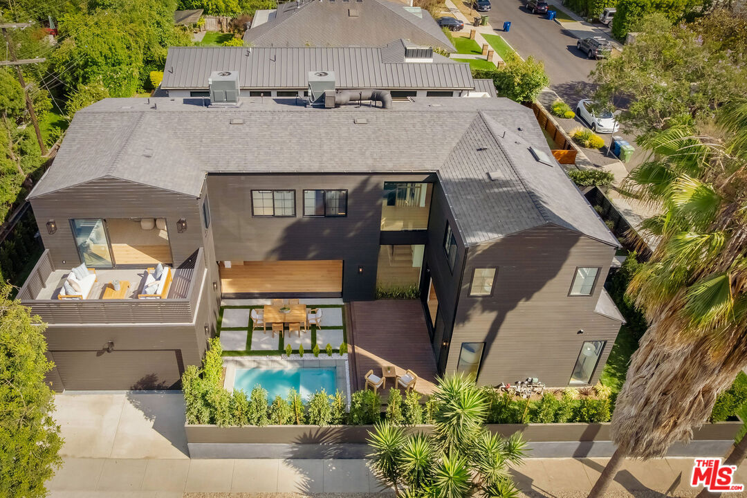1500 Louella Ave
