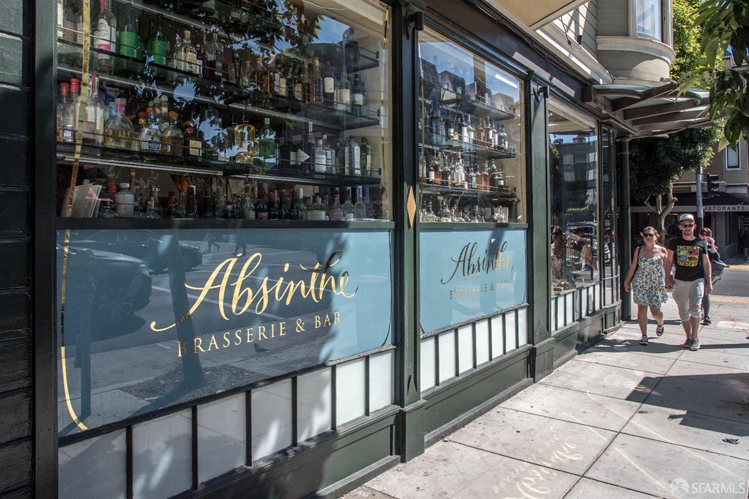 8 Octavia Street # 302