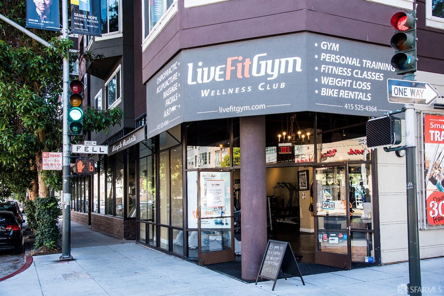 8 Octavia Street # 302