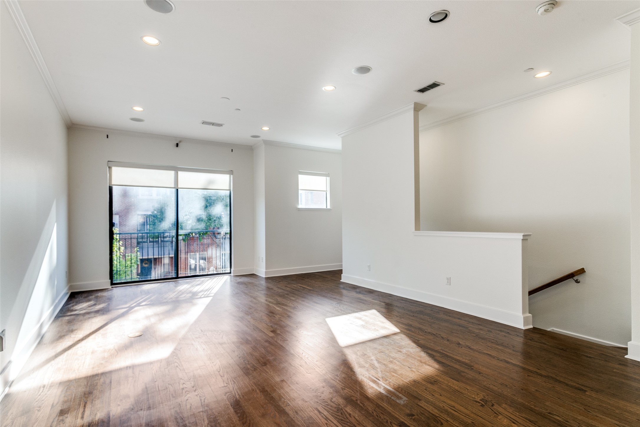 2420 Hugo Street 4