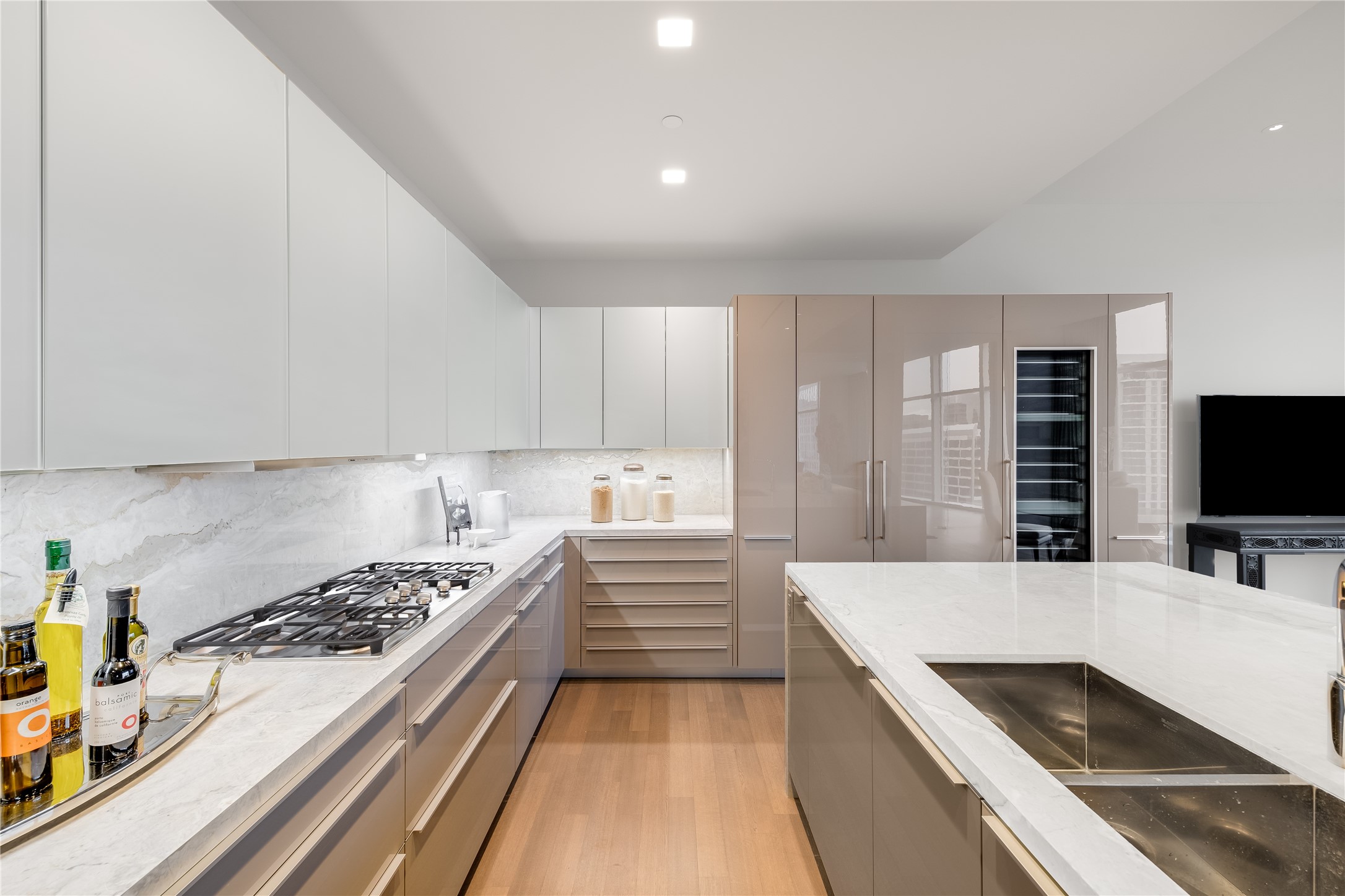 1918 Olive Street 1501