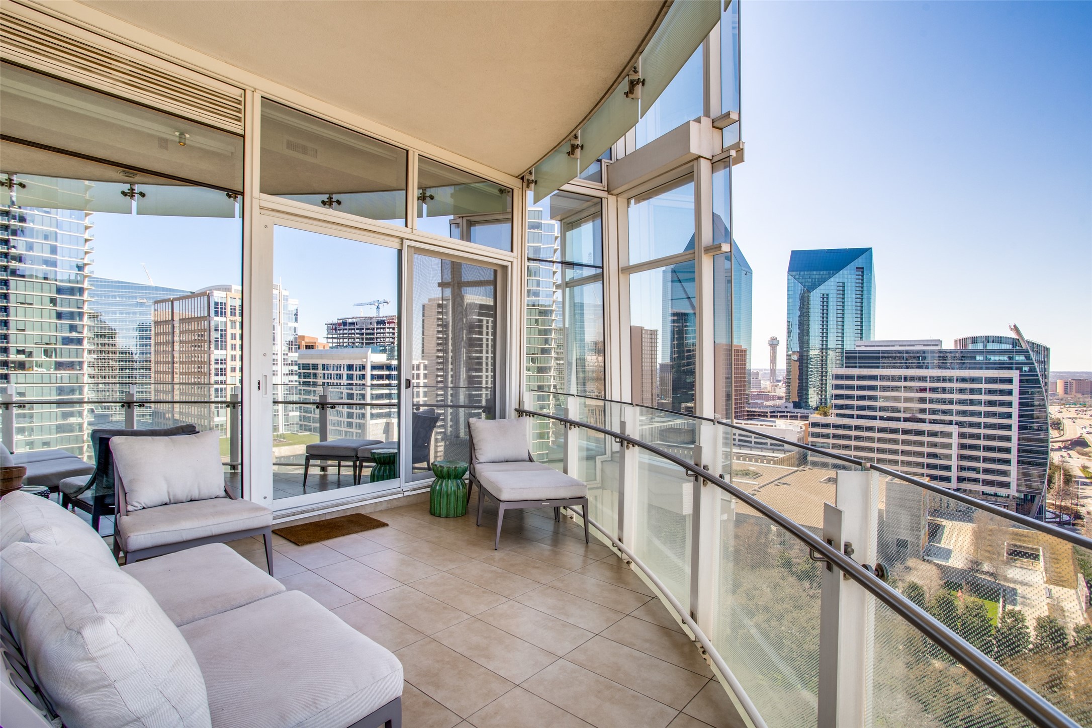 1918 Olive Street 1501