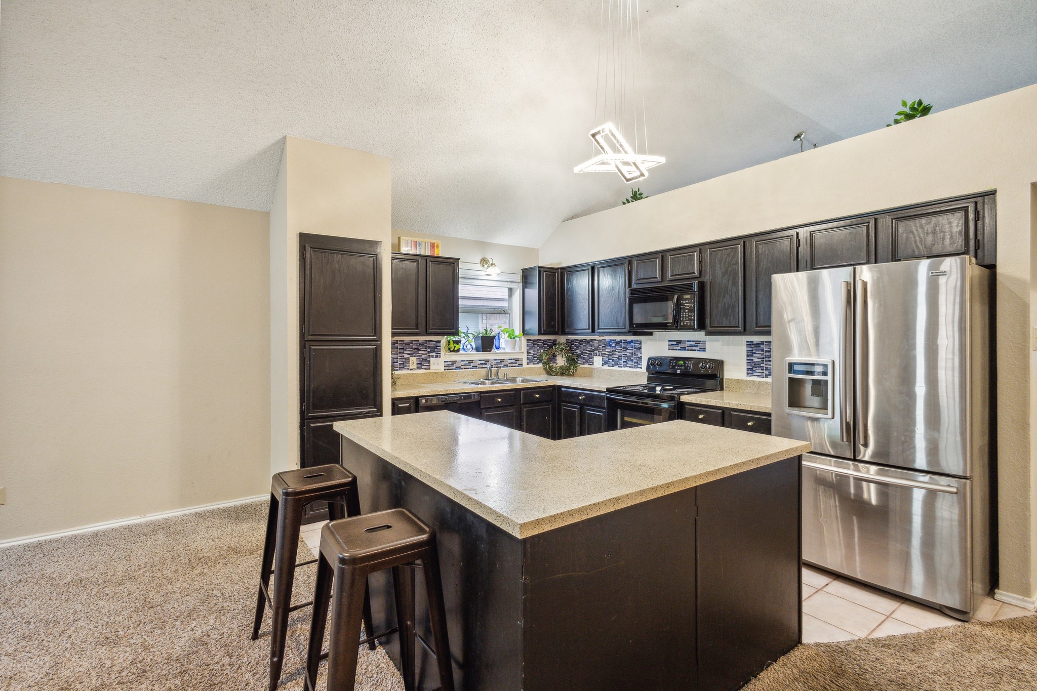 8729 Sabinas Trail