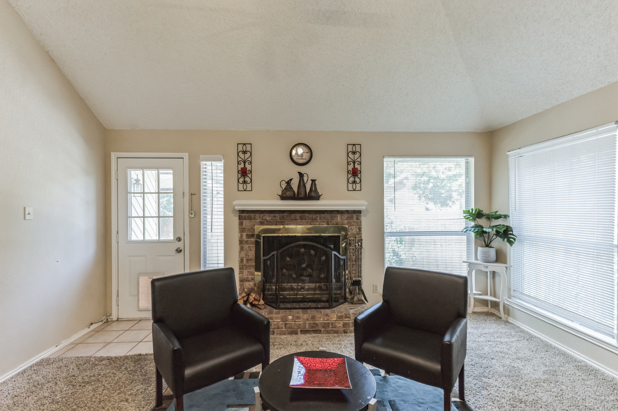 8729 Sabinas Trail